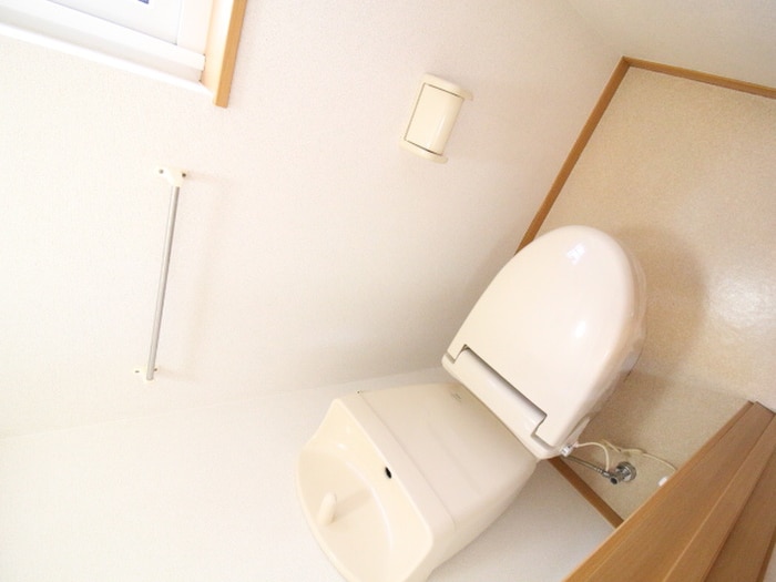 物件内観写真13　(トイレ)