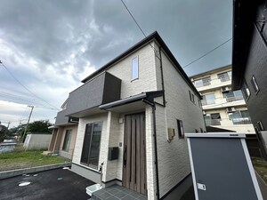 四郎丸貸家外観写真