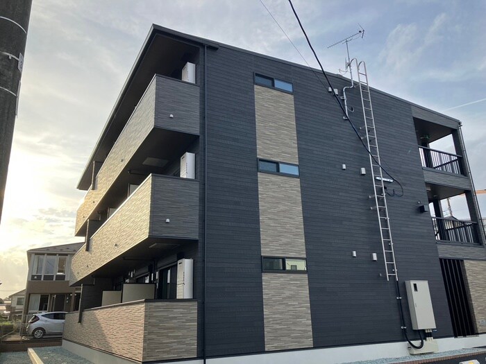 物件外観写真4　(外観写真)