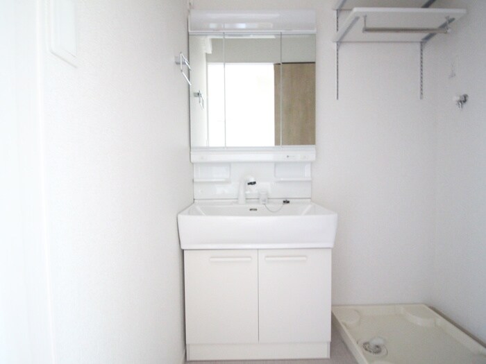 物件内観写真12　(洗面)