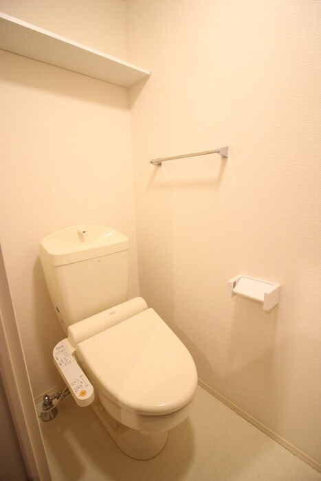 物件内観写真15　(トイレ)