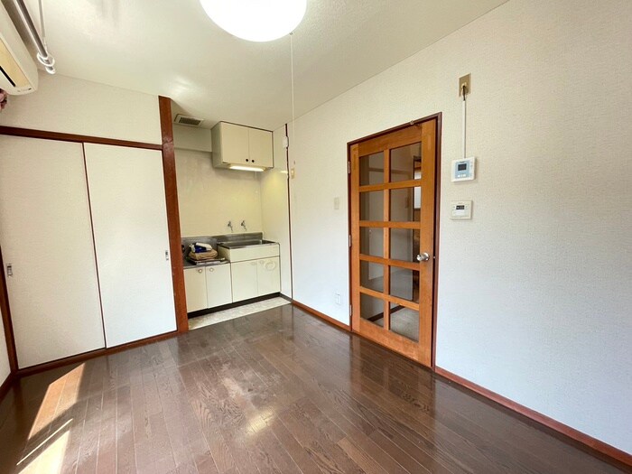 物件内観写真21　(居室)