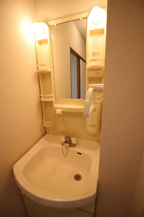 物件内観写真15　(洗面)