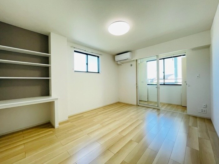 物件内観写真7　(居室)