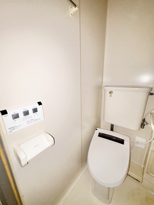 物件内観写真11　(トイレ)