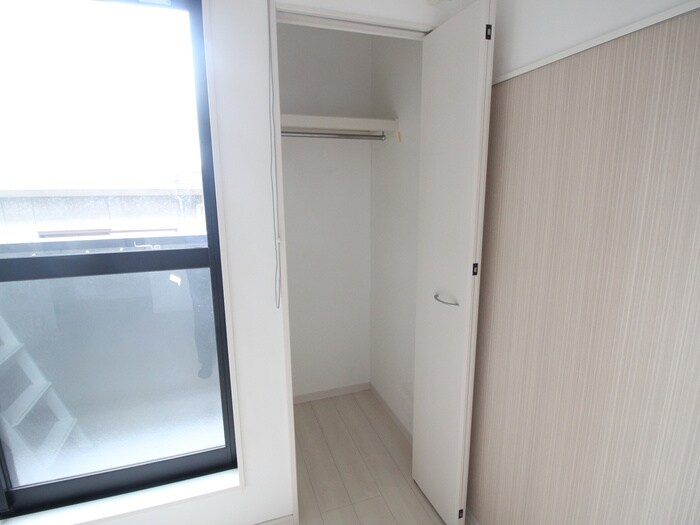 物件内観写真17　(収納)