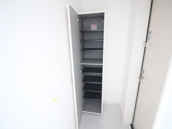 物件内観写真19　(靴箱)