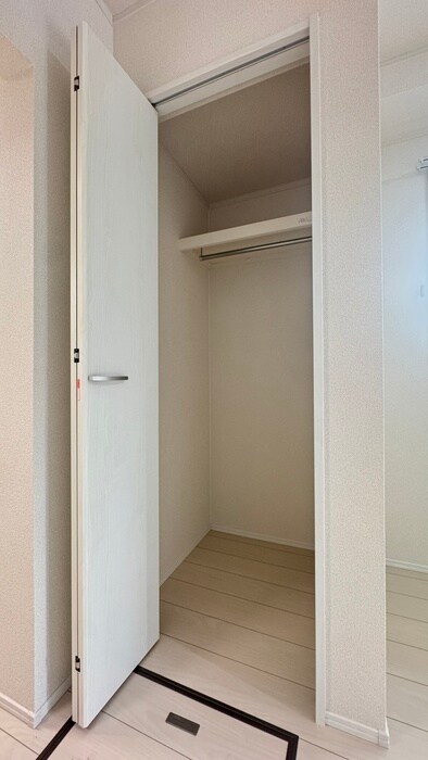 物件内観写真10　(収納)