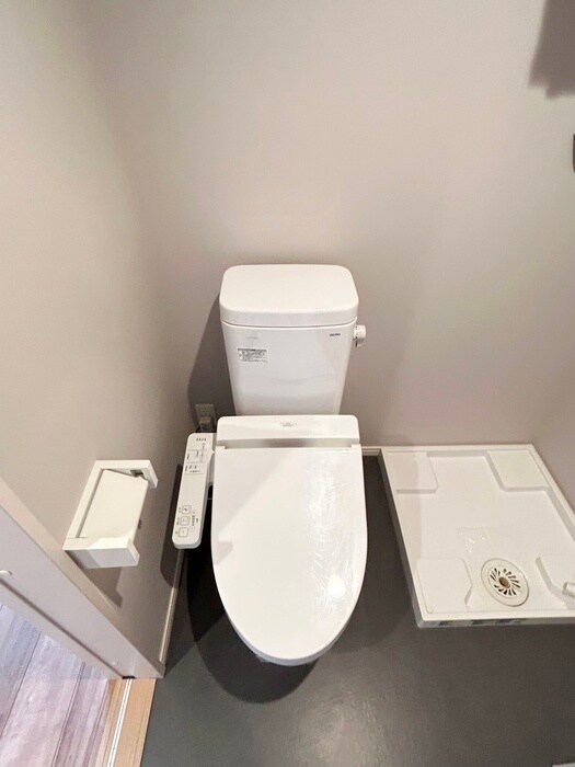 物件内観写真11　(トイレ)