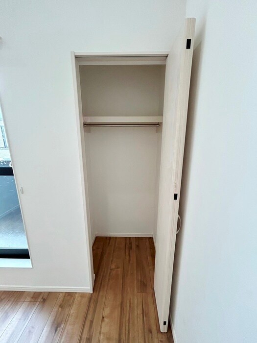 物件内観写真13　(収納)