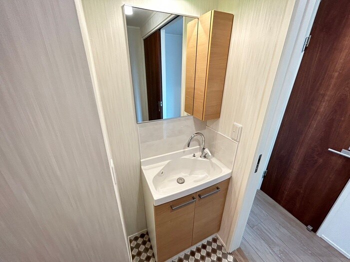 物件内観写真12　(洗面)