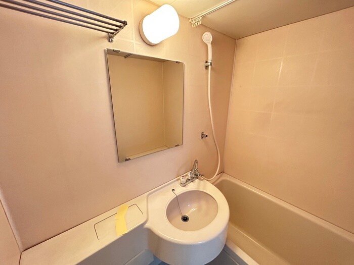 物件内観写真12　(洗面)