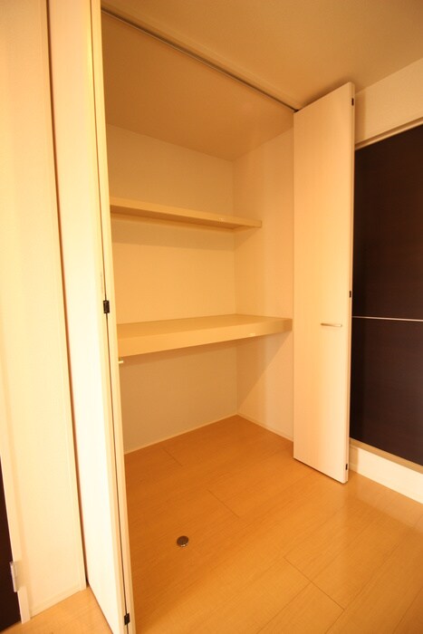 物件内観写真19　(収納)