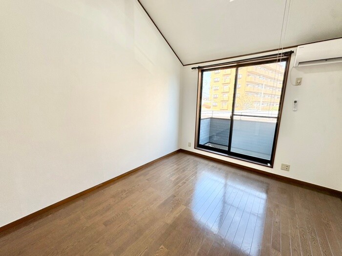 物件内観写真19　(居室)