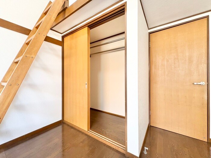 物件内観写真21　(収納)