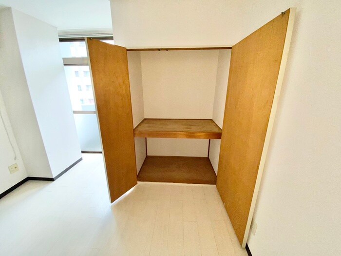 物件内観写真11　(収納)