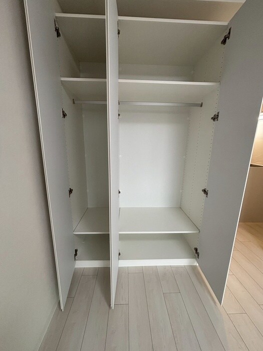 物件内観写真13　(収納)