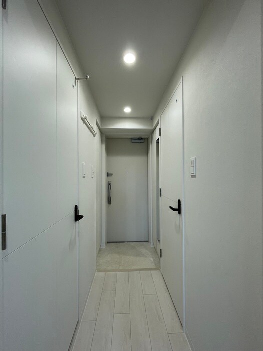 物件内観写真17　(廊下)