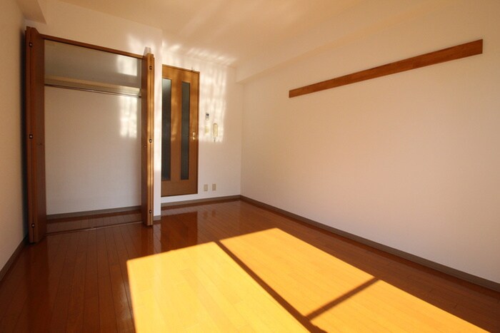 物件内観写真12　(居室)