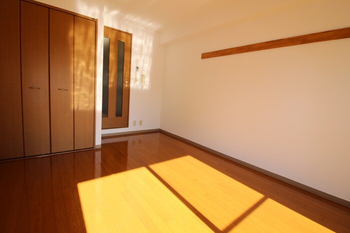 物件内観写真15　(居室)