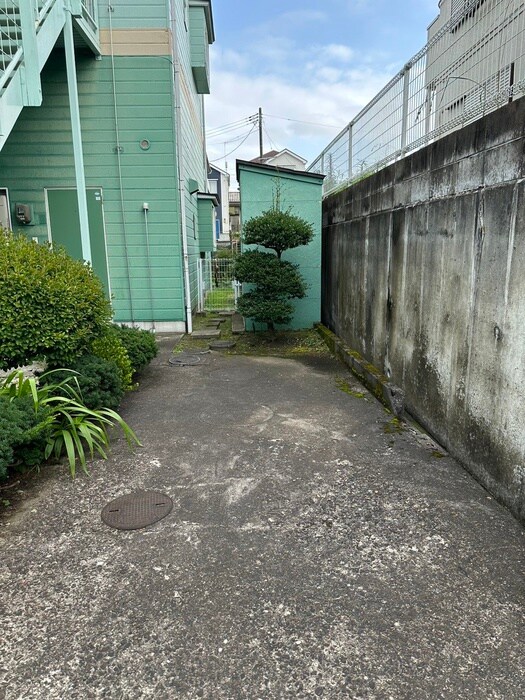 物件外観写真4　(駐車場)