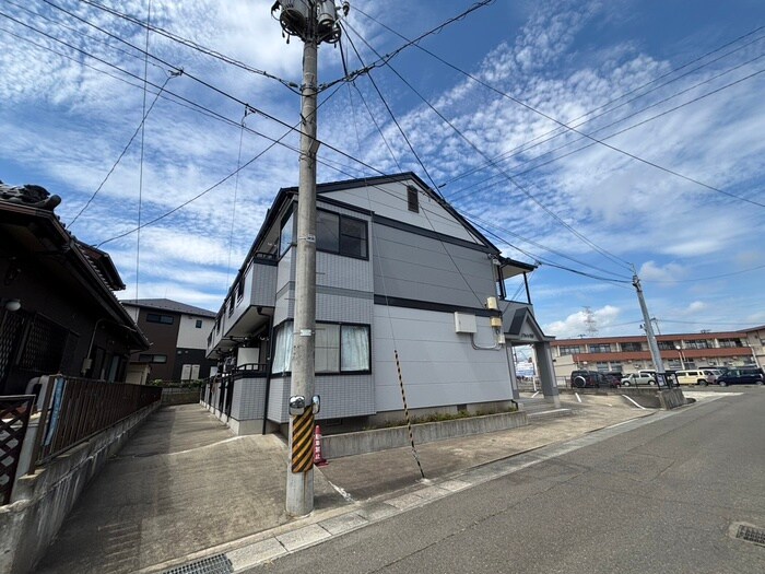 物件外観写真5　(外観写真)