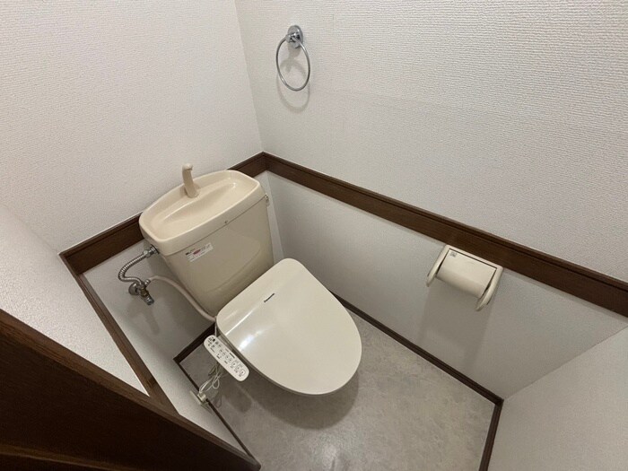 物件内観写真12　(トイレ)