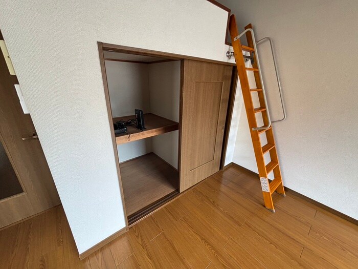 物件内観写真12　(収納)