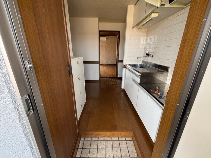 物件内観写真19　(廊下)