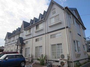 ﾎﾜｲﾄｷｬｯｽﾙ蒲町ﾋﾞﾚｼﾞA棟外観写真