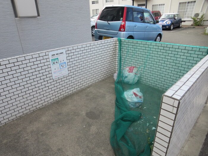 物件外観写真4　(建物設備)