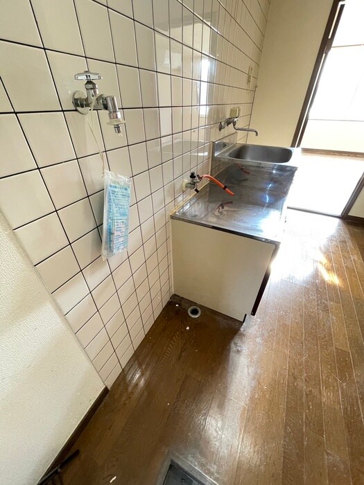 物件内観写真11　(洗濯機置場)