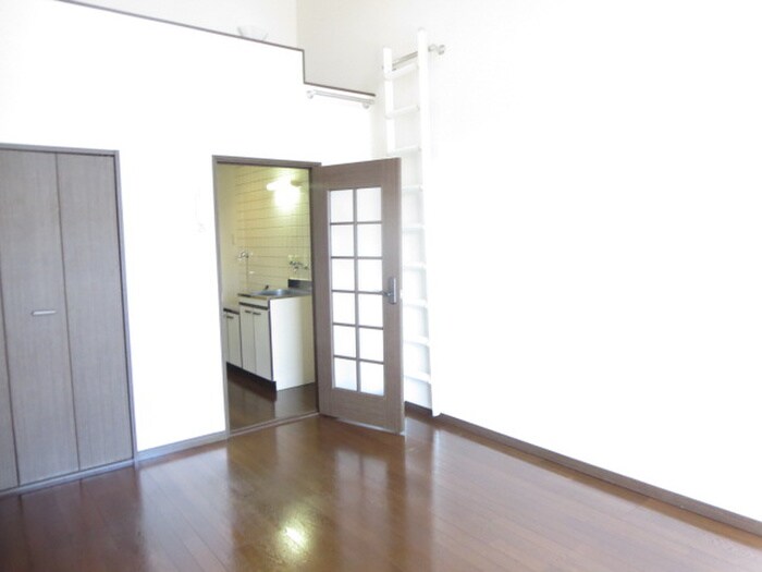 物件内観写真15　(居室)