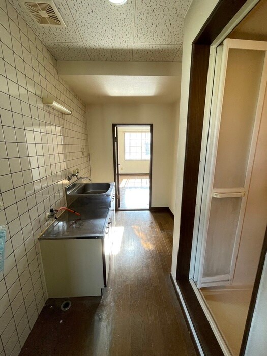 物件内観写真15　(廊下)