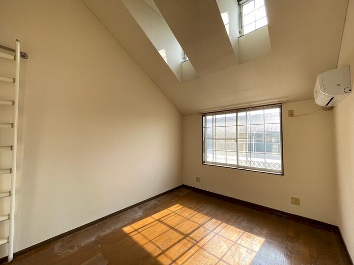物件内観写真21　(居室)
