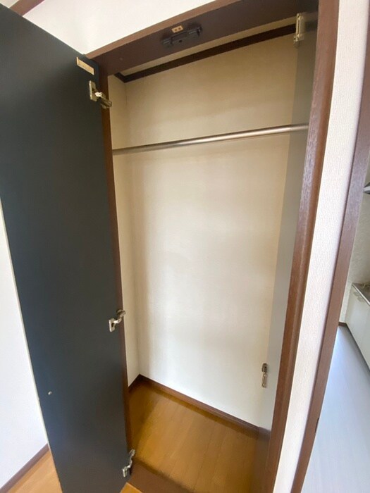 物件内観写真16　(収納)
