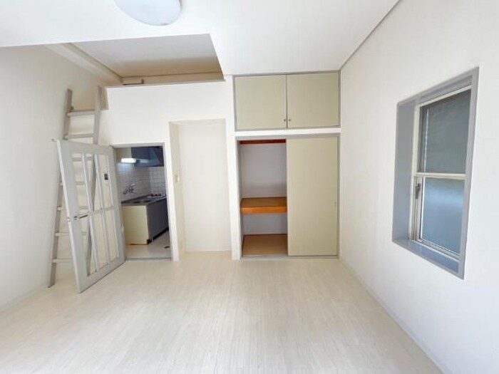 物件内観写真21　(居室)