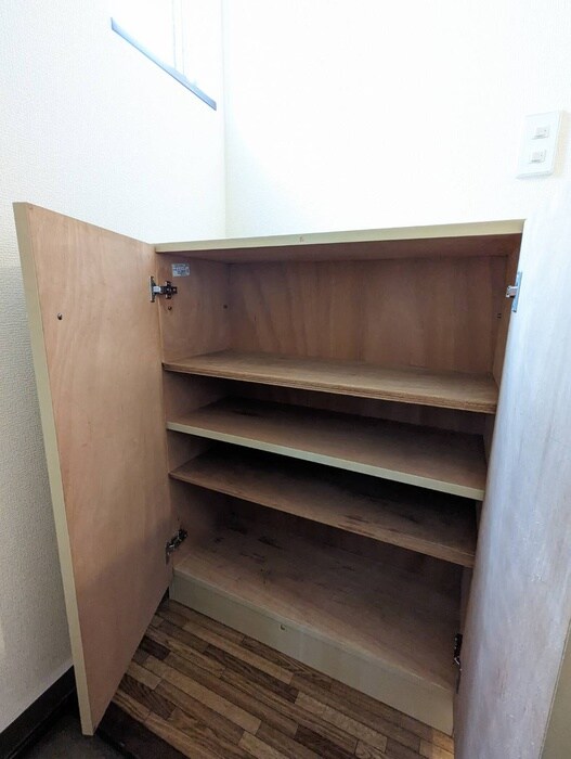 物件内観写真9　(靴箱)