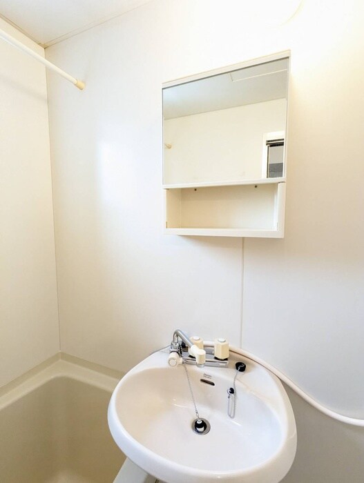 物件内観写真12　(洗面)