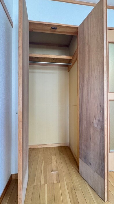 物件内観写真10　(収納)