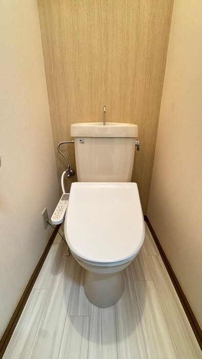 物件内観写真14　(トイレ)