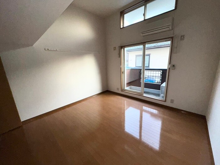 物件内観写真7　(居室)