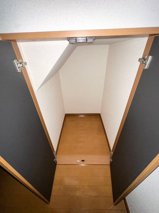 物件内観写真11　(収納)