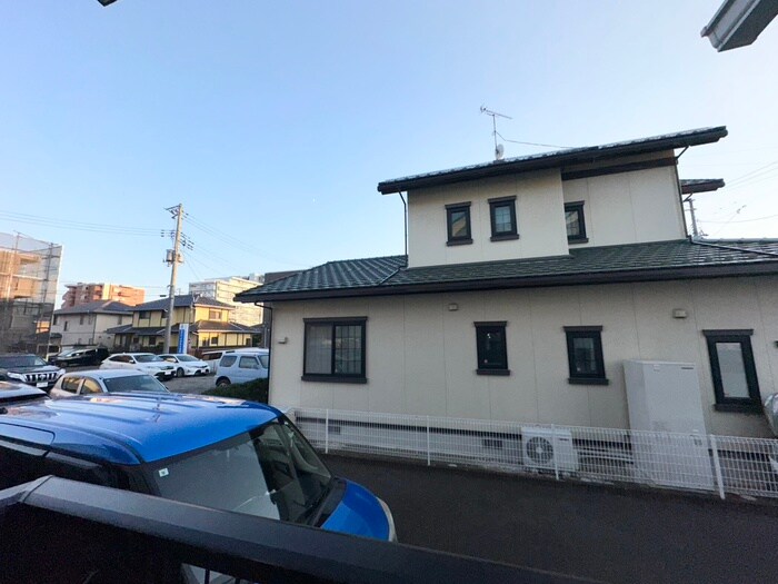 物件内観写真22　(室内からの展望)