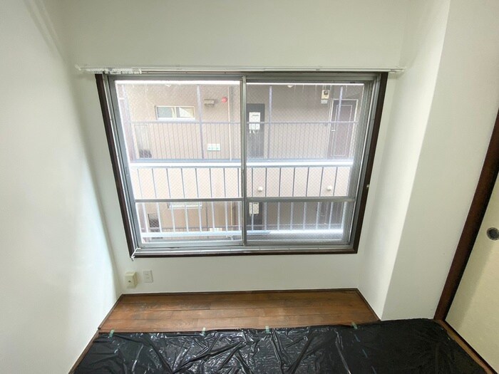 物件内観写真10　(居室)