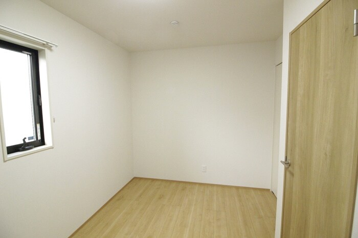 物件内観写真12　(居室)