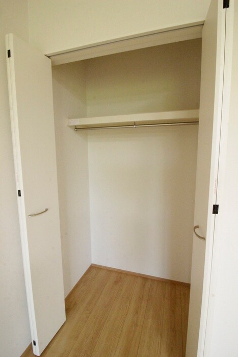 物件内観写真13　(収納)