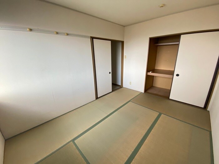 物件内観写真11　(居室)