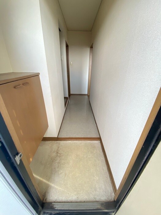 物件内観写真22　(玄関)