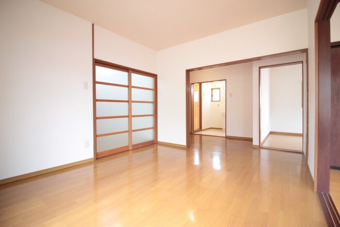 物件内観写真9　(居室)